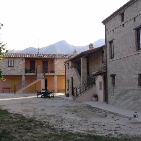Antica Dimora Pensionat Sarnano Exteriör bild
